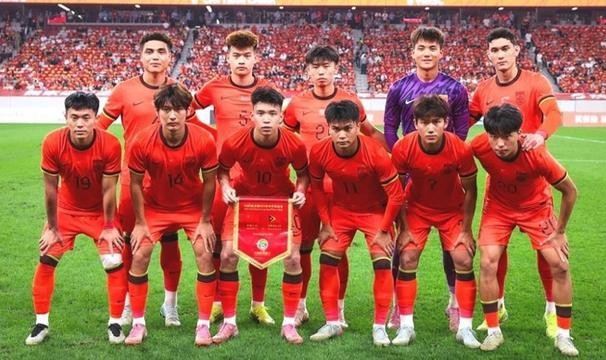 还得靠王牌王钰栋！一人造七球U22国足终于迎大胜